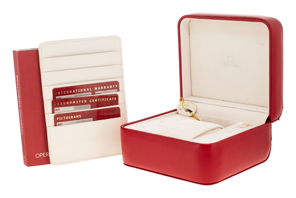 Omega Speedmaster DayDate 3220.50.00 Image 4